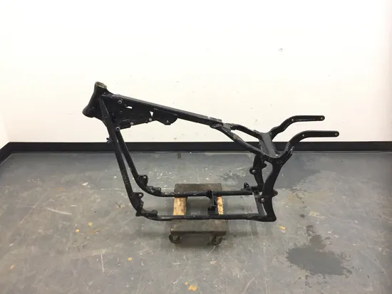 Main Frame Chassis CLN Ready To Go 2002 Harley Softail FXST Twin Cam 88 2524A x