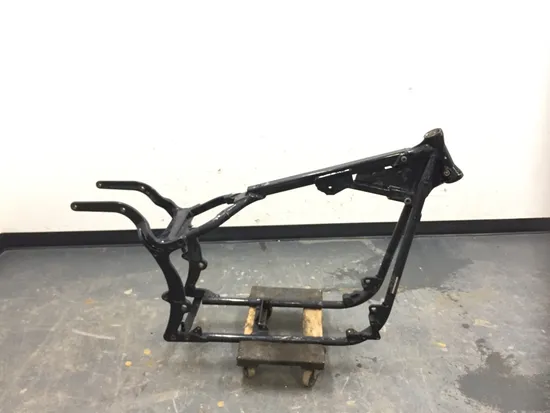 Main Frame Chassis CLN Ready To Go 2002 Harley Softail FXST Twin Cam 88 2524A x