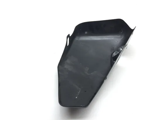 Engine Oil Tank Cover 2006 Harley-Davidson Sportster 1200 Custom XL1200C 2546