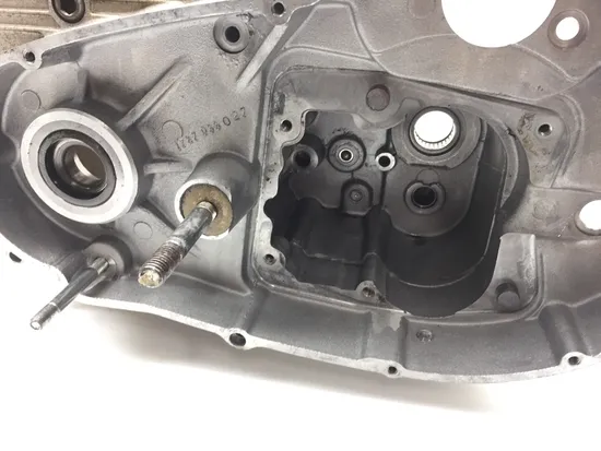 Engine Left Right Center Cases 1987 Harley-Davidson Sportster 883 XLH883 2547 x