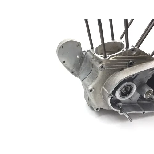 Engine Left Right Center Cases 1987 Harley-Davidson Sportster 883 XLH883 2547 x 5