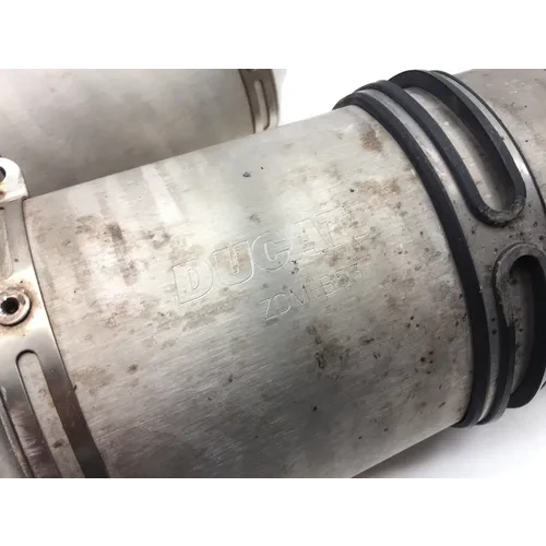 Muffler Can Exhaust Pipe 2009 Ducati 1198 2557A 11