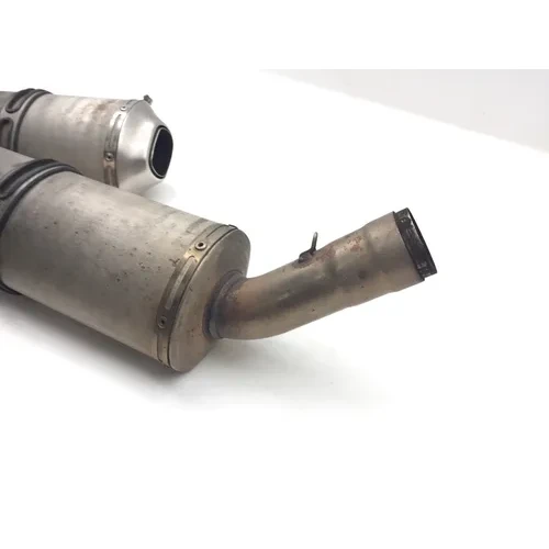 Muffler Can Exhaust Pipe 2009 Ducati 1198 2557A 9
