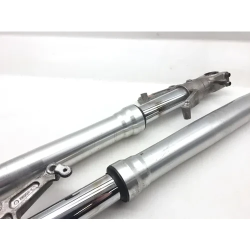 Front Forks Tubes Legs 2000 Suzuki Hayabusa GSX1300R 2555 Parts 7