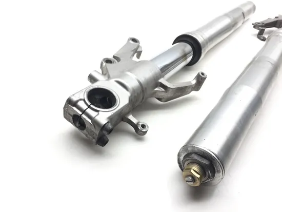 Front Forks Tubes Legs 2000 Suzuki Hayabusa GSX1300R 2555 Parts