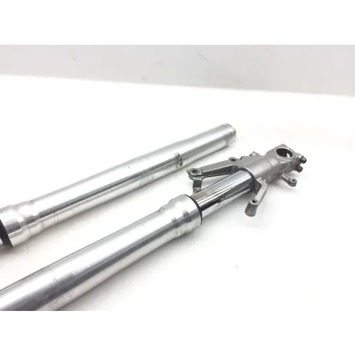 Front Forks Tubes Legs 2000 Suzuki Hayabusa GSX1300R 2555 Parts 16