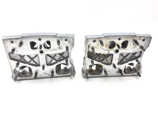 Front Rear Cylinder Head Set 01 Harley Softail Standard EFI FXSTI 2568 x