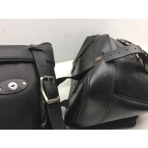Saddlebags 2001 Harley-Davidson Softail Standard EFI FXSTI 2568 7