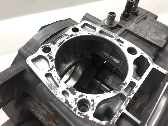 Engine Left Right Center Cases Case 2008 Polaris Sportsman 400 4x4 HO 2578