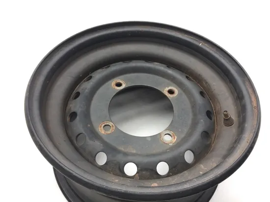 12  Front Wheel A Kawasaki Teryx  2577A x