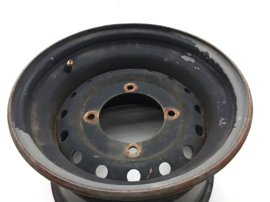 12  Front Wheel B Kawasaki Teryx  2577A x