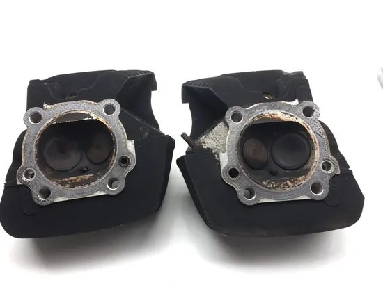 Front Rear Cylinder Head Set 01 Harley Electra Glide Classic FLHTC 2582 x