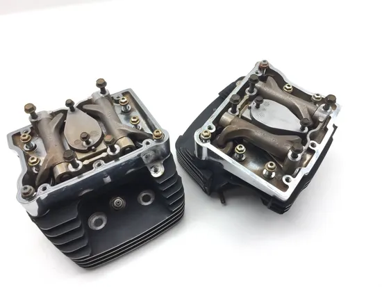 Front Rear Cylinder Head Set 01 Harley Electra Glide Classic FLHTC 2582 x