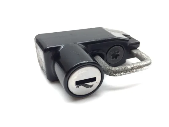 Lockset Ignition Key Steering Lock 08 Yamaha V Star 1100 XVS1100AW Classic 2604A