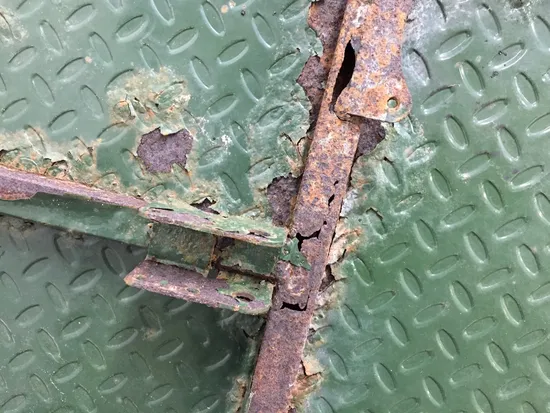 Complete Bed Assembly 1997 Kawasaki Mule 550 KAF300 2605 x