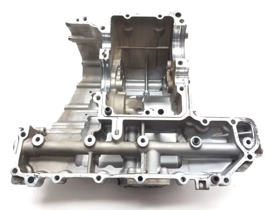 Upper Lower Center Cases Case 1998 Suzuki GSXR600 2615 x