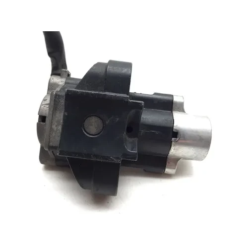 Lockset Ignition Trunk Tank Gas Cap Key 1998 Suzuki GSXR600 2615 x 19