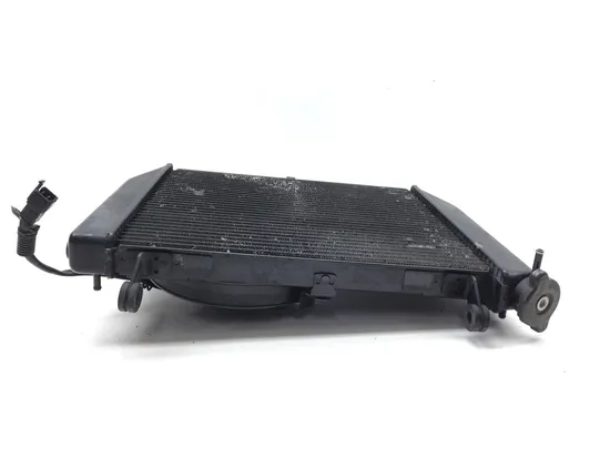 Radiator Cooling Front Fluid with Fan 2003 Yamaha YZF R1 2616A