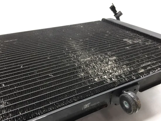 Radiator Cooling Front Fluid with Fan 2003 Yamaha YZF R1 2616A