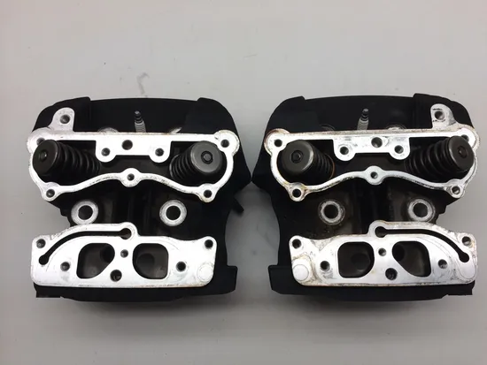 Front Rear Cylinder Head Set 00 Harley Electra Ultra Classic EFI FLHTCUI 2632A x