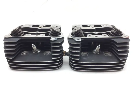 Front Rear Cylinder Head Set 00 Harley Electra Ultra Classic EFI FLHTCUI 2632A x