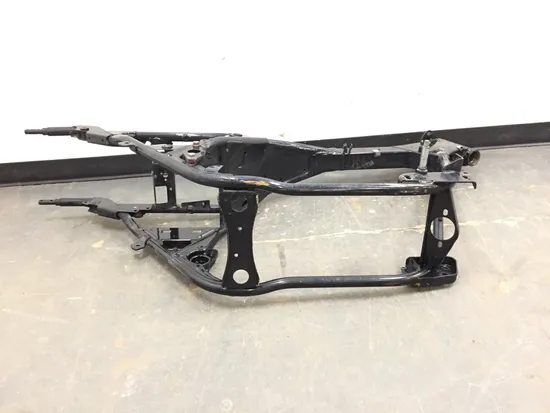 Main Frame Chassis CLN 2005 Harley-Davidson Road King Classic EFI FLHRCI 2630A x