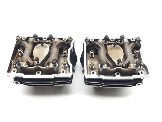 Front Rear Cylinder Head Set 2005 Harley Road King Classic EFI FLHRCI 2630 x