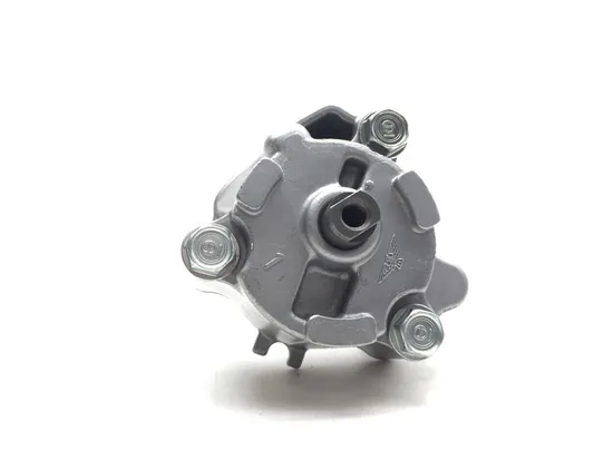 2000 Honda CBR929RR CBR 929RR Engine Oil Pump Assembly 2636A