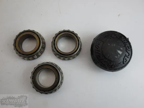 Front Wheel Hub B 1995 Polaris Xplorer 400 4X4 399