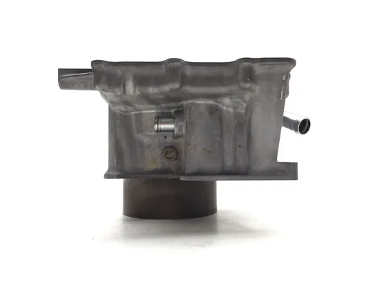 Engine Cylinder Jug W Piston Honda Pioneer 700 2014 2639A x