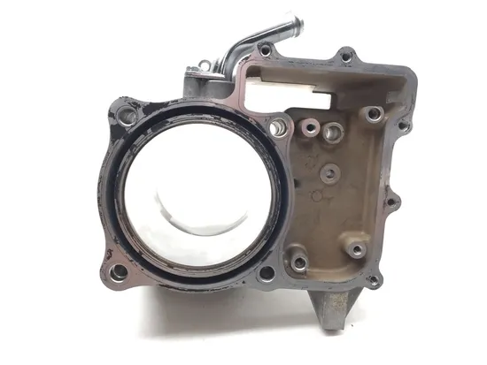 Engine Cylinder Jug W Piston Honda Pioneer 700 2014 2639A x