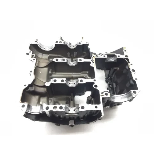 Upper Lower Center Cases Case 2013 Triumph Daytona 675R ABS 2628A 21