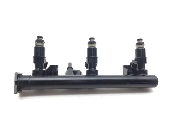 Fuel Injector Rail 2013 Triumph Daytona 675R ABS 2628A