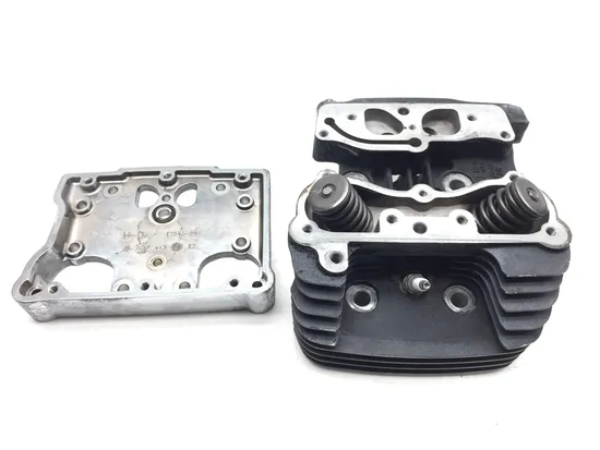 Front Rear Cylinder Head Set 2000 Harley-Davidson Softail Standard FXST 2625 x