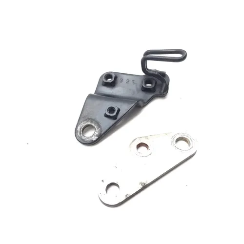 Engine Motor Mounts 2002 Suzuki DR650SE 2633 11