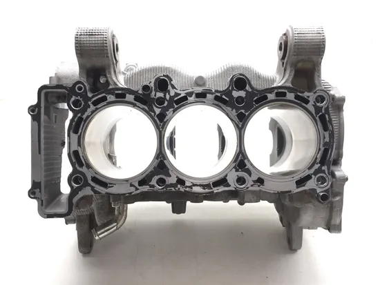 2018 Textron Wildcat XX 1000 Engine Upper Lower Center Cases Case 2653A