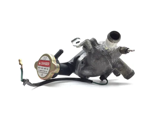 2001 Honda Shadow Sabre 1100 VT1100C2 Thermostat Housing 2675A