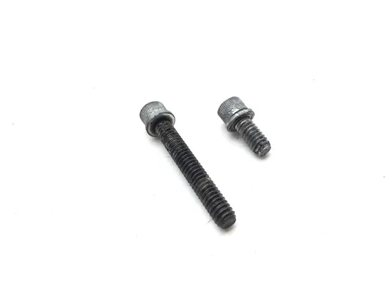 Oil Line Cover 04 Harley-Davidson Electra Glide Ultra Classic EFI FLHTCUI 2666A