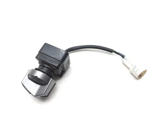 2 Wheel 4 Wheel Switch 2016 Yamaha YXZ1000R 2678A