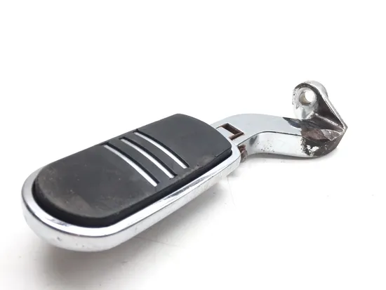 Left Right Set Passenger Peg Bracket 04 Harley Road King Custom FLHRSI 2670 x