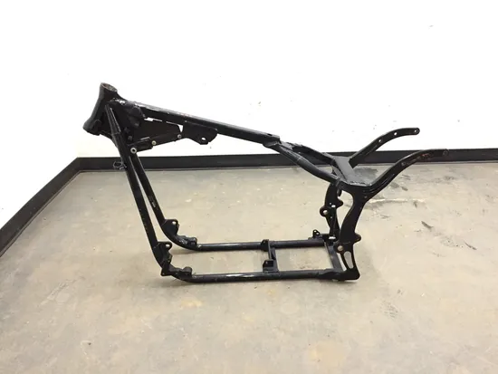 Main Frame Chassis CLN Ready To Go 2001 Harley Softail Deuce EFI FXSTDI 2655 x