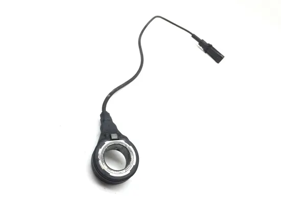 ABS Axle Sensor From 2012 Harley-Davidson Electra Glide Ultra Limited FLHTK 2669