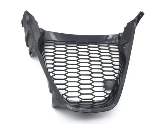 Front Center Inner V Fairing Cover 2005 Suzuki GSXR1000 2690