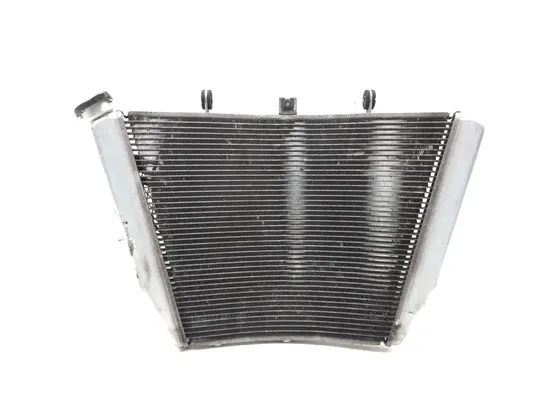 Radiator Cooling Front Fluid with Fan 2005 Suzuki GSXR1000 2690