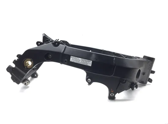Main Frame Chassis CLN Ready To Go 2005 Suzuki GSXR1000 2690 x