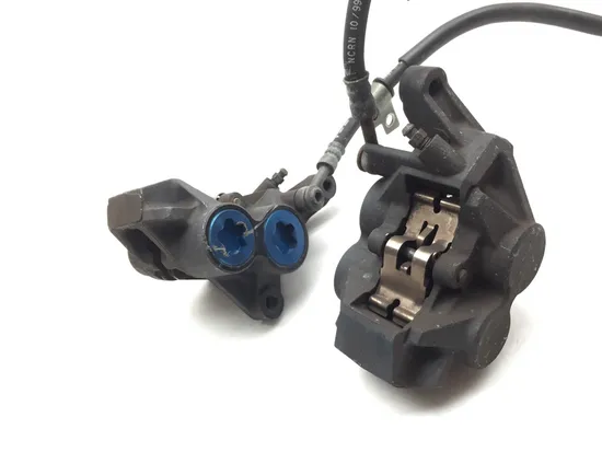 Left Right Front Brake Calipers Pads Set 2000 Yamaha YZF R6 2689A x