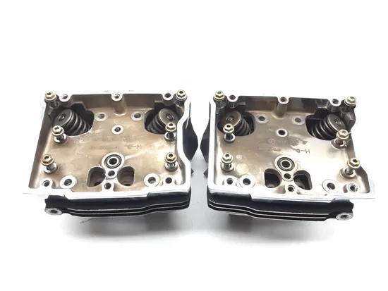 Front Rear Cylinder Head Set 00 Harley Electra Ultra Classic EFI FLHTCUI 2685 x