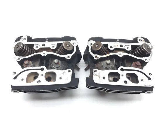 Front Rear Cylinder Head Set 00 Harley Electra Ultra Classic EFI FLHTCUI 2685 x