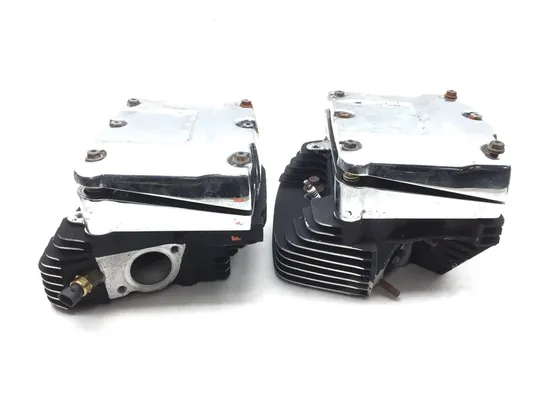 Front Rear Cylinder Head Set 00 Harley Electra Ultra Classic EFI FLHTCUI 2685 x