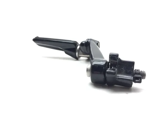 Left Right Set Passenger Peg Bracket 00 Electra Ultra Classic EFI FLHTCUI 2685